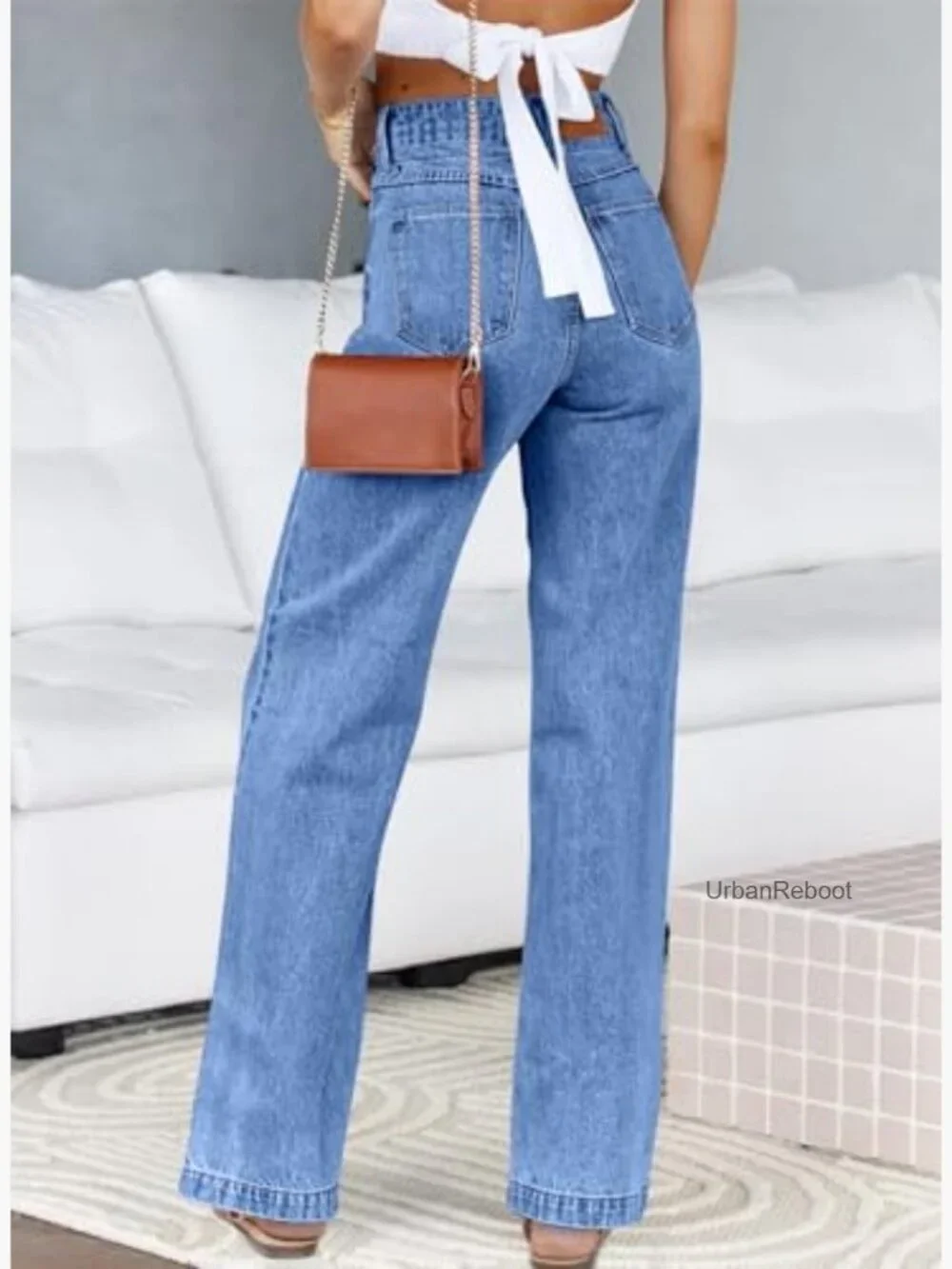 High Waisted Straight Leg Stretchy Jeans with Pockets - Picture 2 of 7